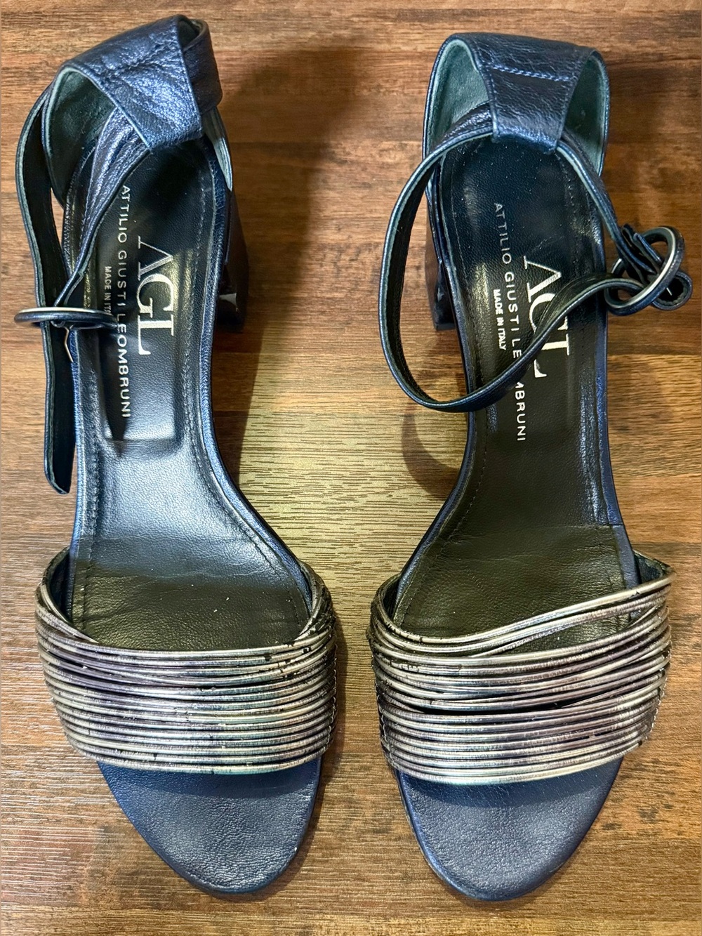 AGL Ankle Strap Sandal In Navy Coast Cushioned Insole Suede Size 41 / 10 READ - Picture 9 of 12